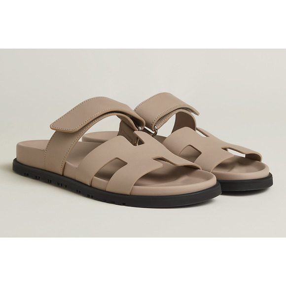 Hermes Chypre Sandal Beige Mastic Leather Black Logo Strap Slide Slip On Flat 42 - Picture 1 of 12